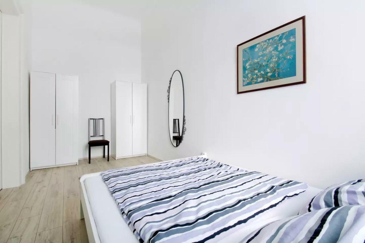 Apartment Andrassy Budapeste Exterior foto